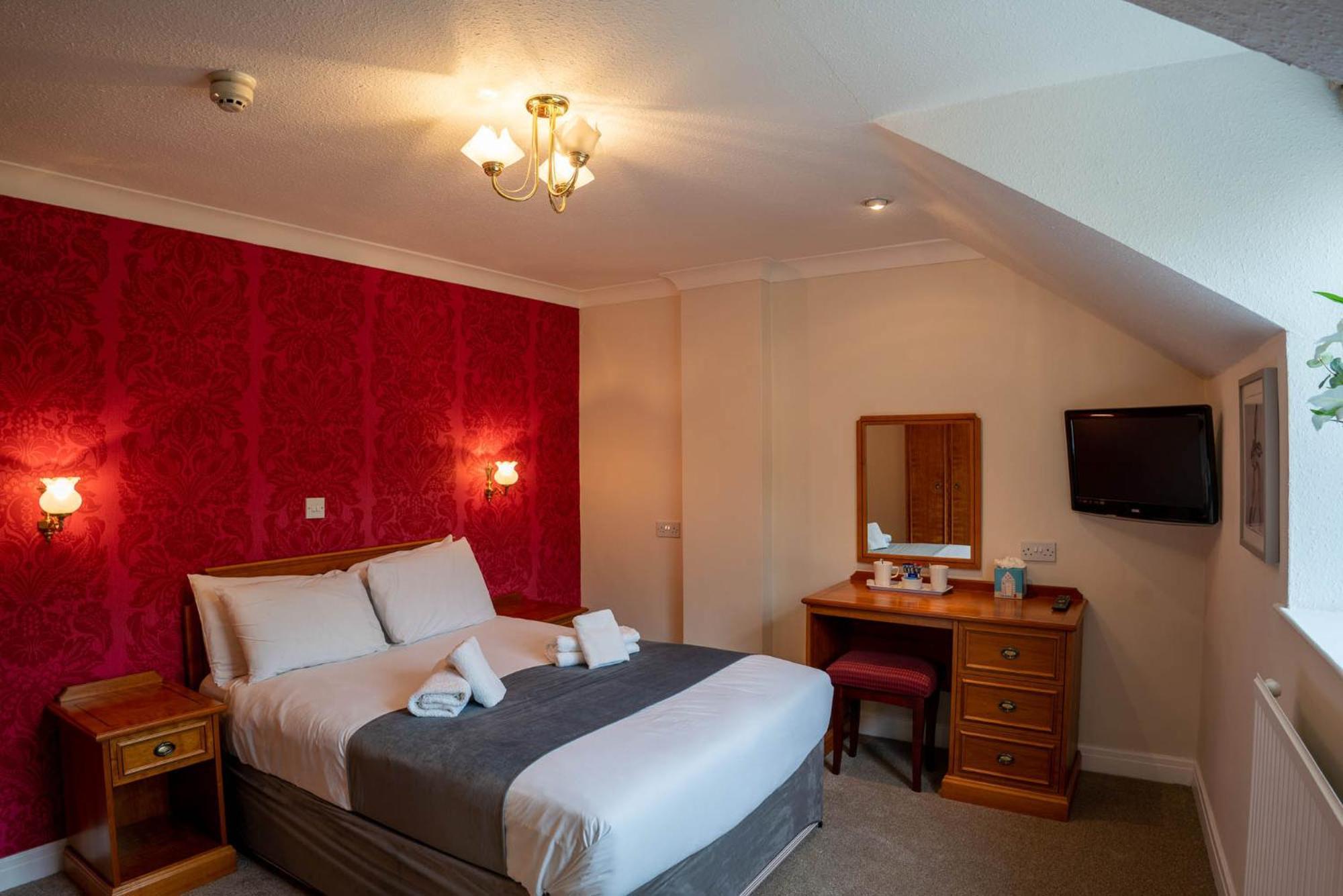 East Ayton Hotel, 3*