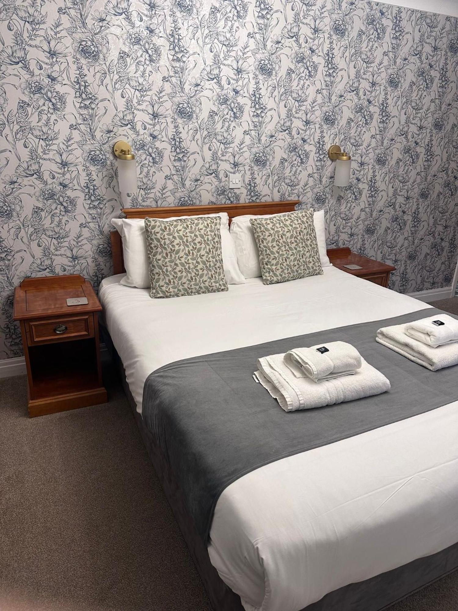 East Ayton Hotel, Hotel 3*